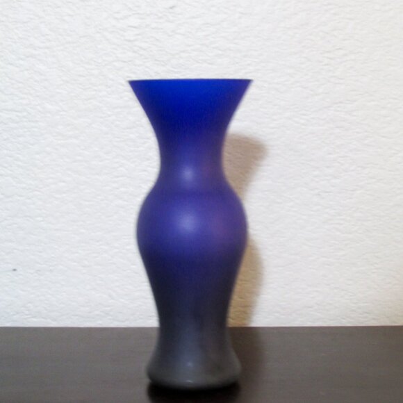 Purple Frosted Glass Vase - Picture 1 of 3